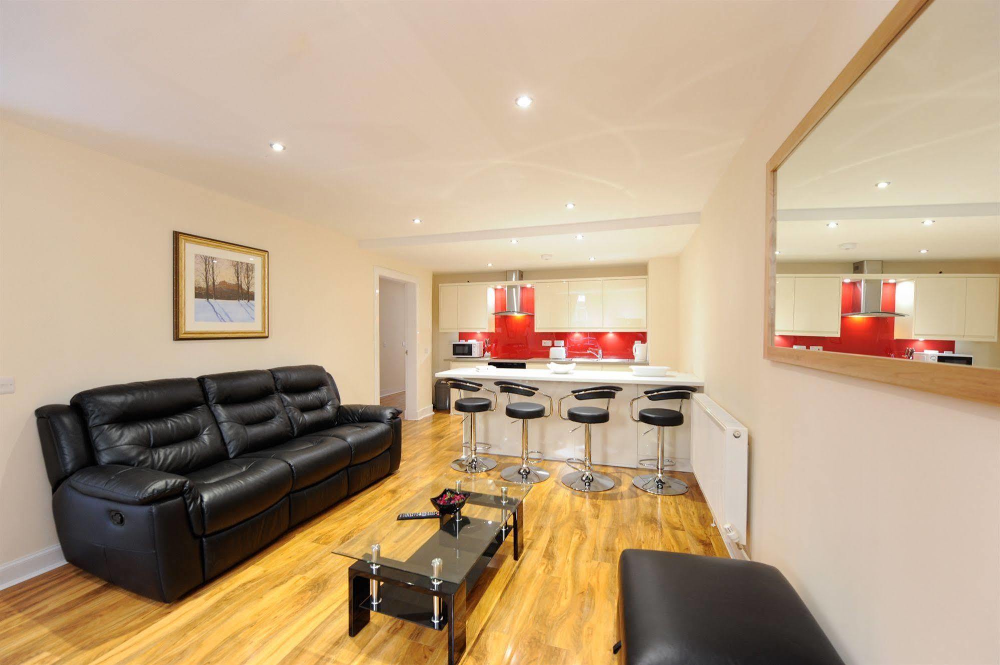 Edinburgh City Suites Exteriér fotografie