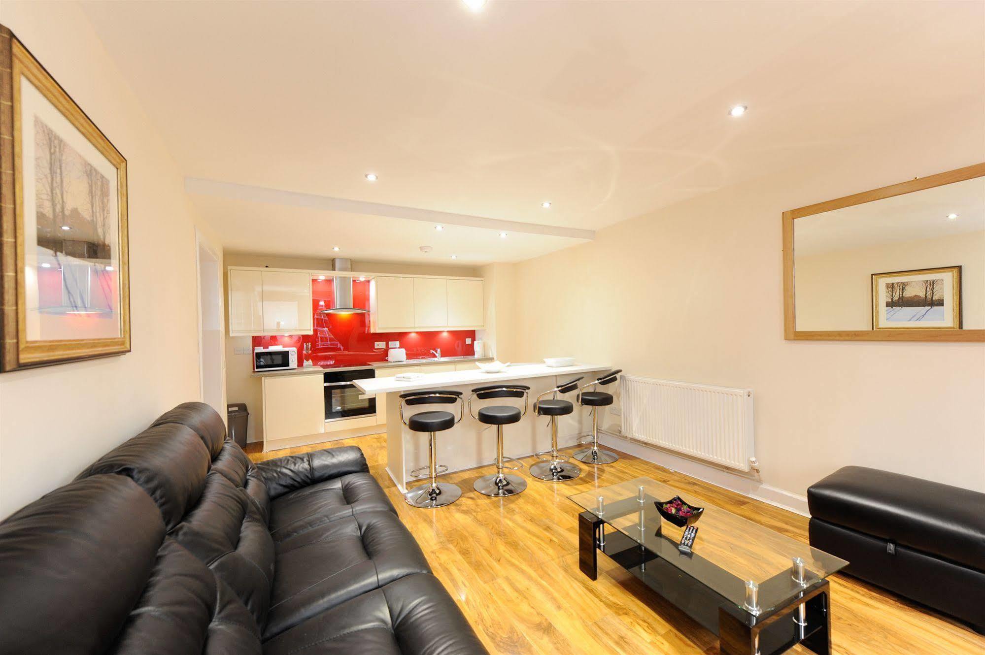 Edinburgh City Suites Exteriér fotografie