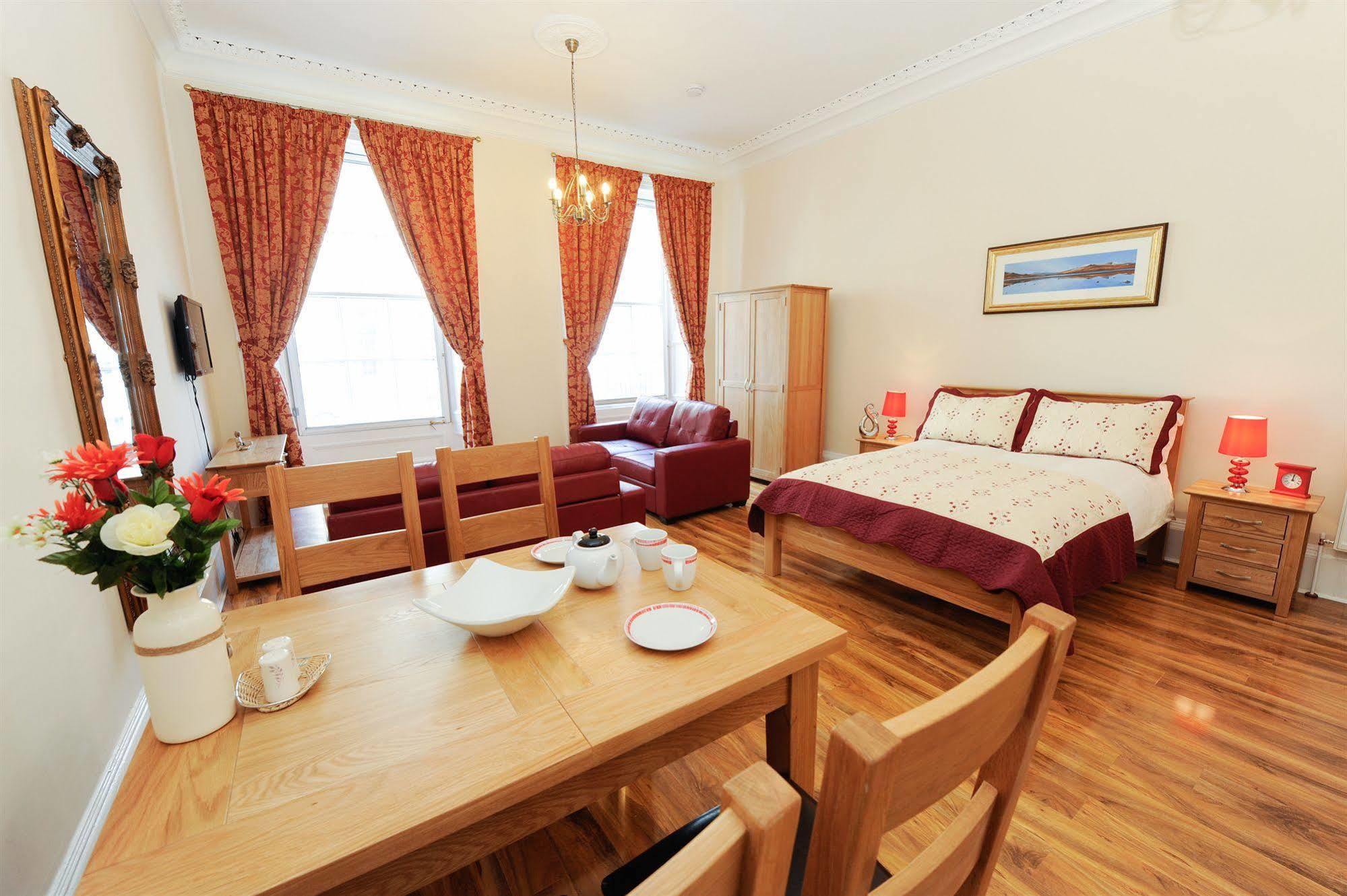 Edinburgh City Suites Exteriér fotografie