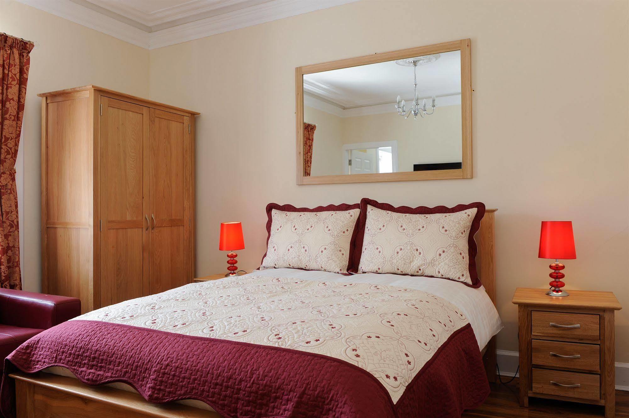 Edinburgh City Suites Exteriér fotografie